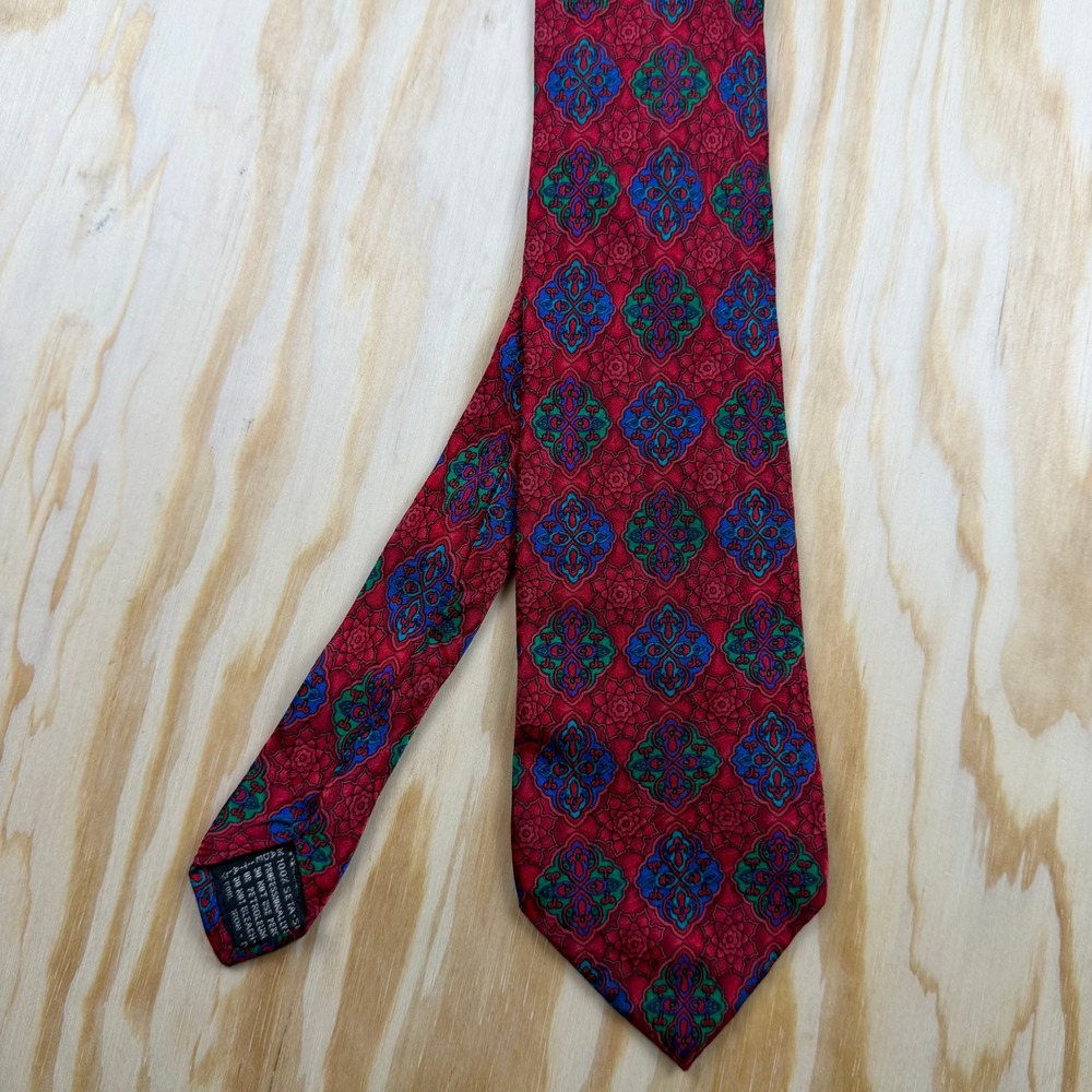 Versus Gianni Versace Mens Silk Tie Red Medallion‎ Geometric Vintage Italy